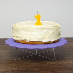 Scallop Edge Round Cake Stand - With Cake